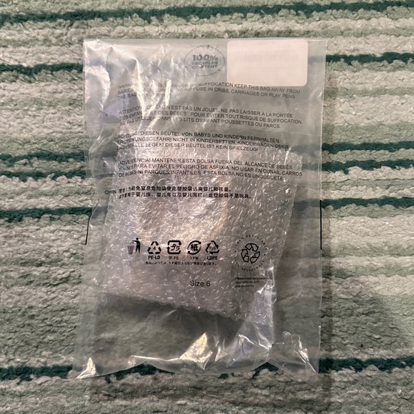 🆕 Lilly Pulitzer scarf bracelet - Picture 3 of 4